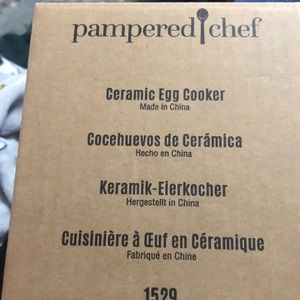 Pampered chef egg cooker new on box !!!